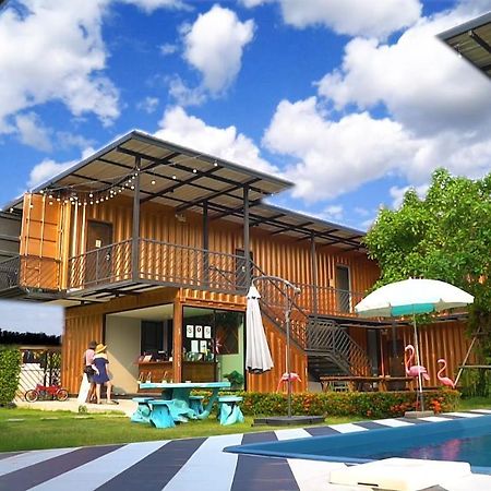 Jn9 Poshtel Hotel Pattaya Bagian luar foto