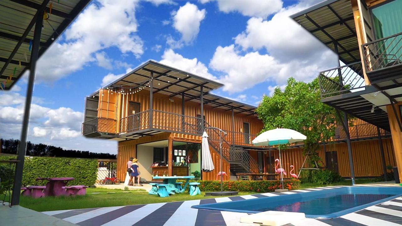 Jn9 Poshtel Hotel Pattaya Bagian luar foto